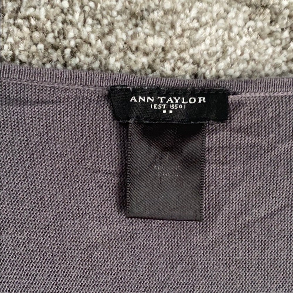Sweater - Picture 3 of 6